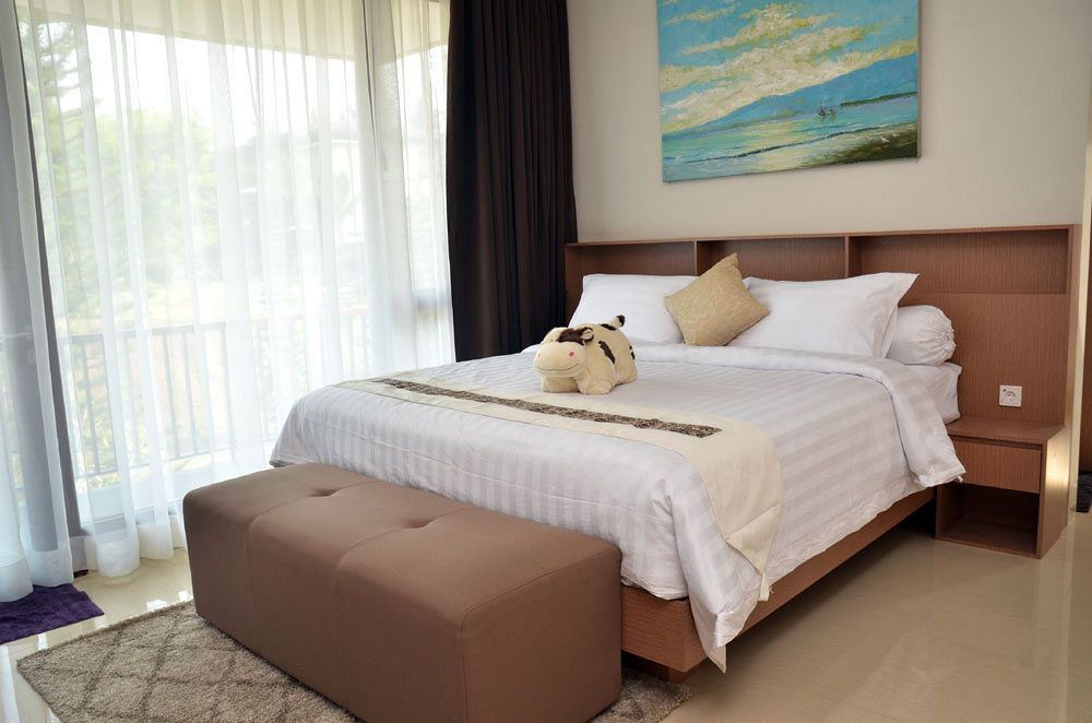 Dago Highland Resort Cimenyan Exterior photo